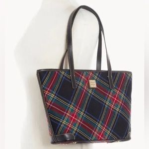 Tartan Charleston Black Shoulder Dooney and Bourke pocketbook